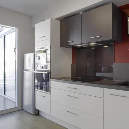 Charming House With Terrace - - Welkeys Biarritz