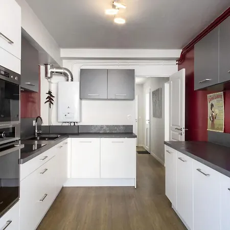 Charming House With Terrace - - Welkeys Holiday home *